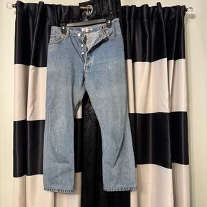 RE/DONE LEVI’S HIGH RISE CROP JEANS